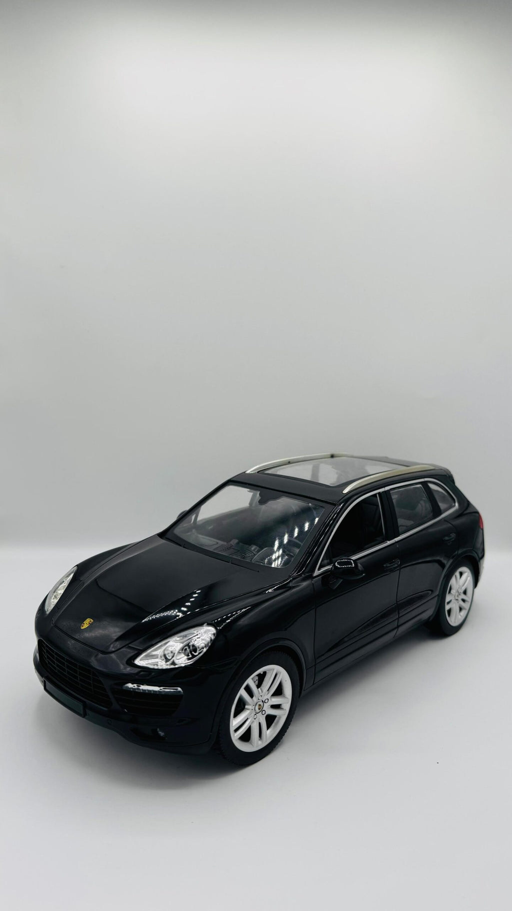 MZ - RC Porsche Cayenne 1:14